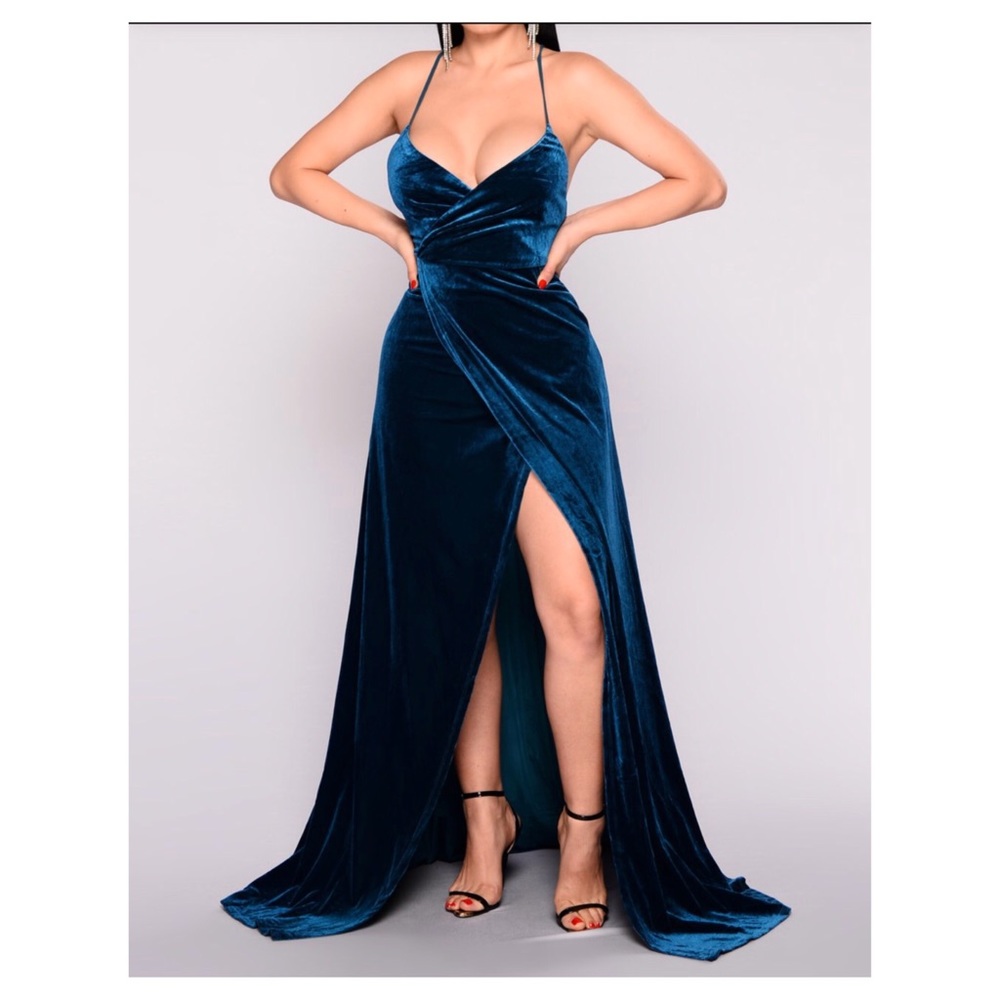 🌊Teal Velvet Dress🌊